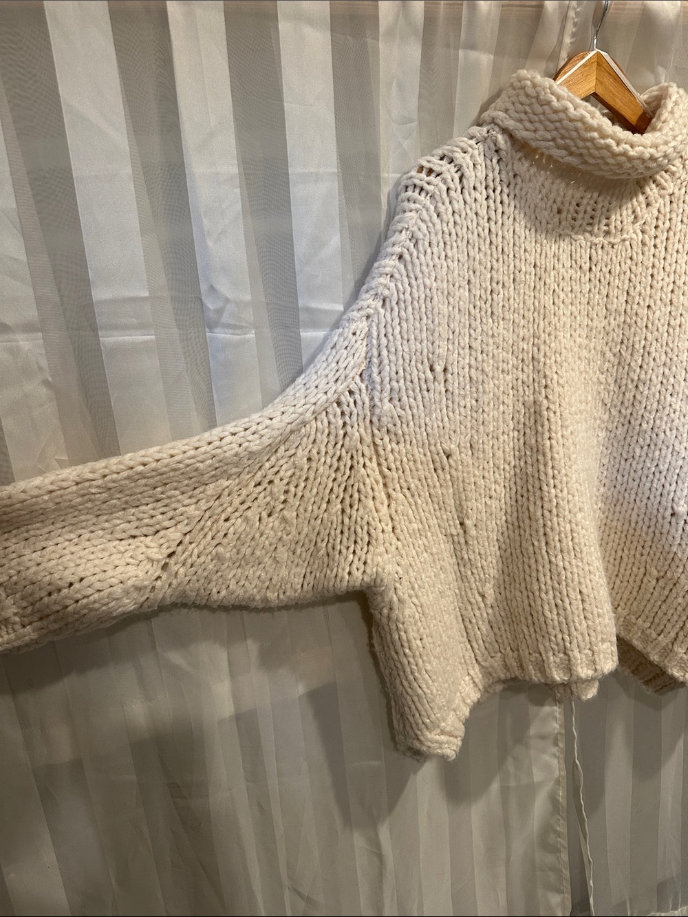 Anthropologie Cream Chunky Turtleneck Sweater - Picture 4 of 4